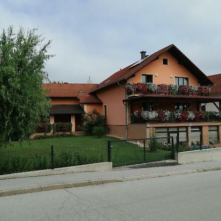 Apartment Pavlesic Slunj Exterior foto